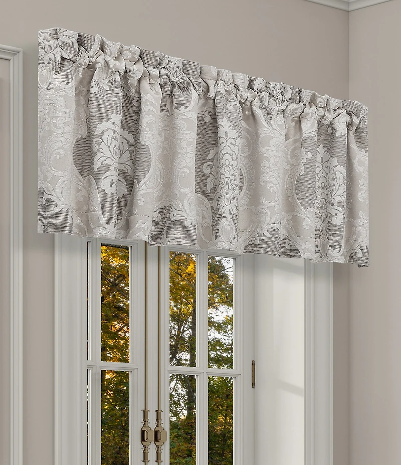 J. Queen New York Queensbury Grand-Scale Woven Jacquard Medallion Design Window Treatment