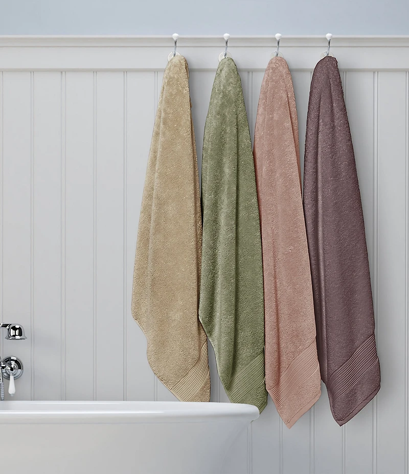 J. Queen New York Sereno Bath Towels