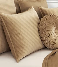 J. Queen New York Townsend Channel Quilted Mini Quilt Set