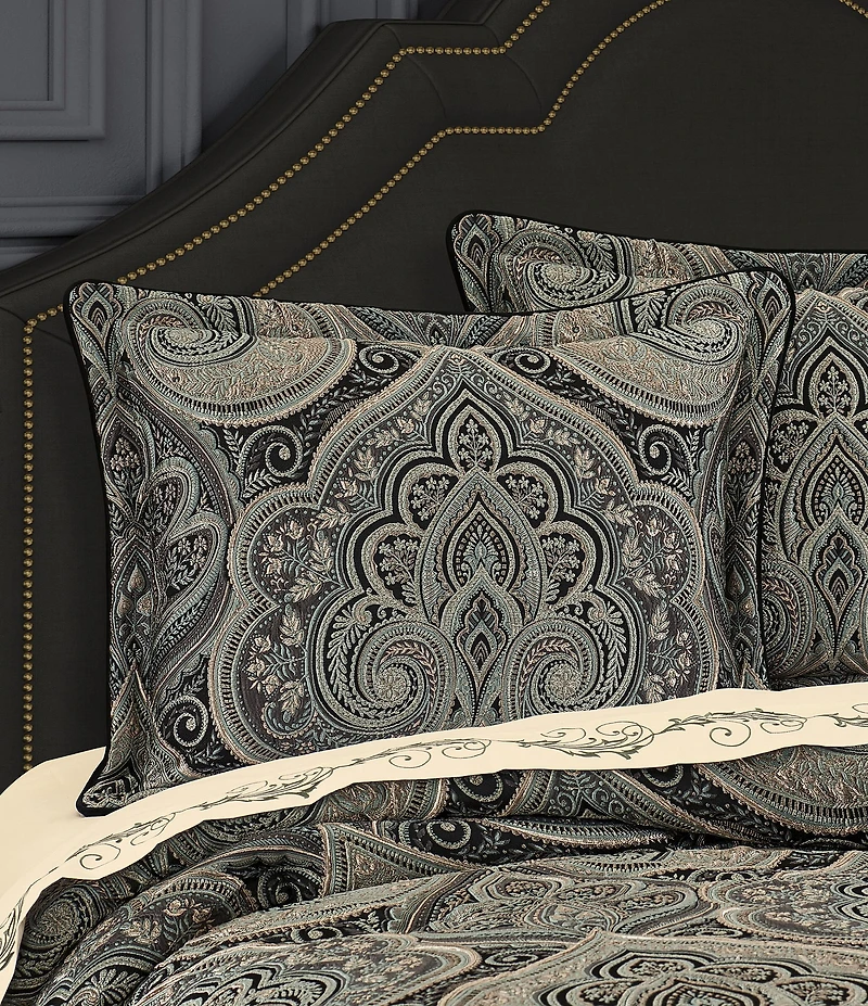 J. Queen New York Vincenzo Woven Damask Comforter Set