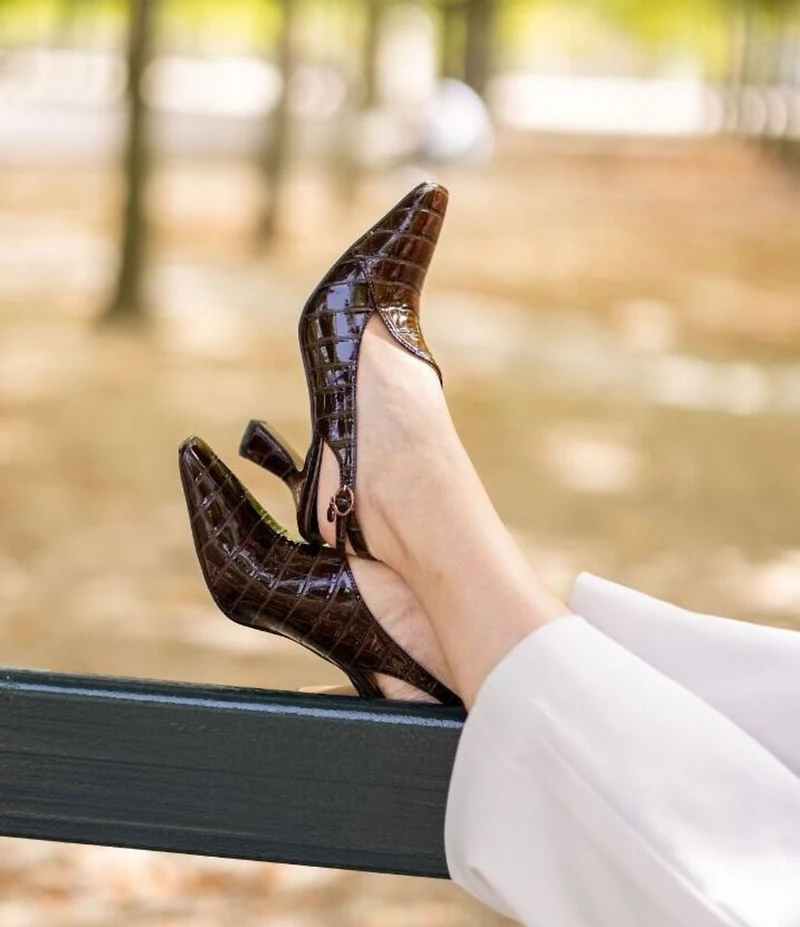 J. Renee Prissy Croco Embossed Patent Sling Shooties