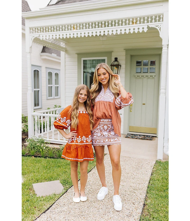 J.Marie Maria Floral Embroidered Split Round 3/4 Puff Sleeve Flounce Tunic