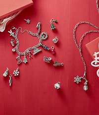 James Avery Jewelry Holiday Wreath Charm
