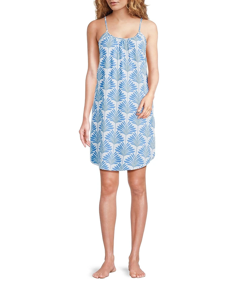 Jasmine & Ginger Sleeveless Scoop Neck Woven Geo Palm Print Chemise