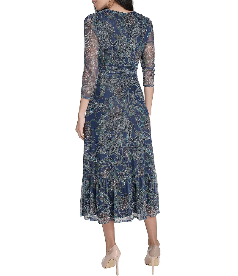 Jessica Howard Petite Size Paisley Print 3/4 Sleeve Round Neck Ruched Bodice Midi Dress