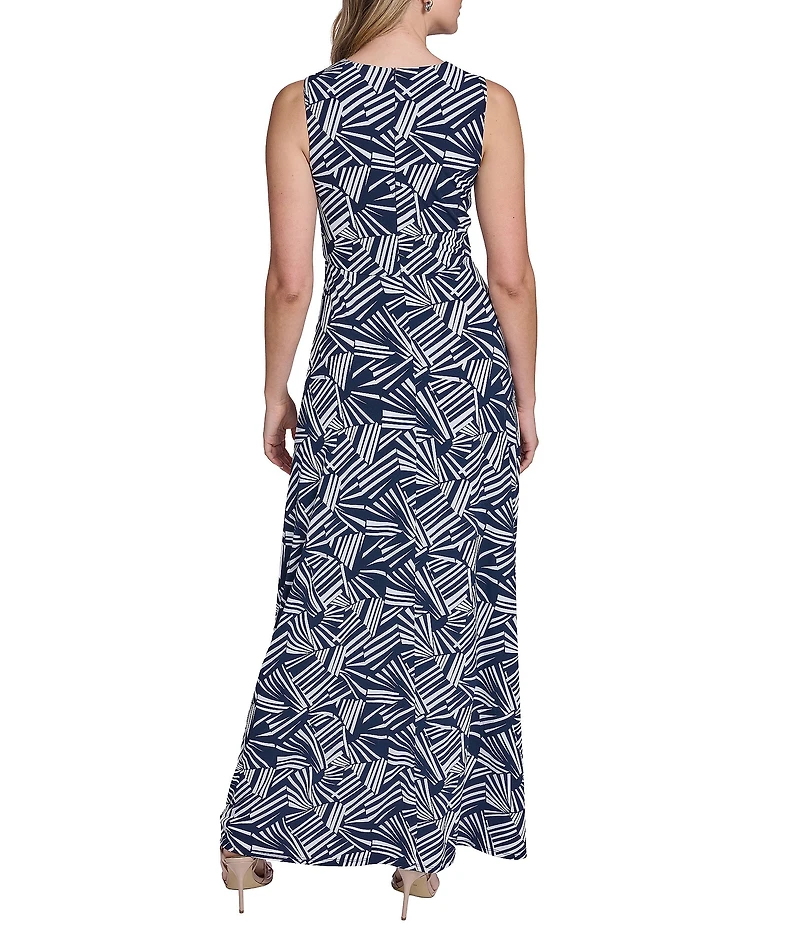 Jessica Howard Sleeveless Tuck Front Detail Long Dress