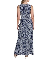 Jessica Howard Sleeveless Tuck Front Detail Long Dress