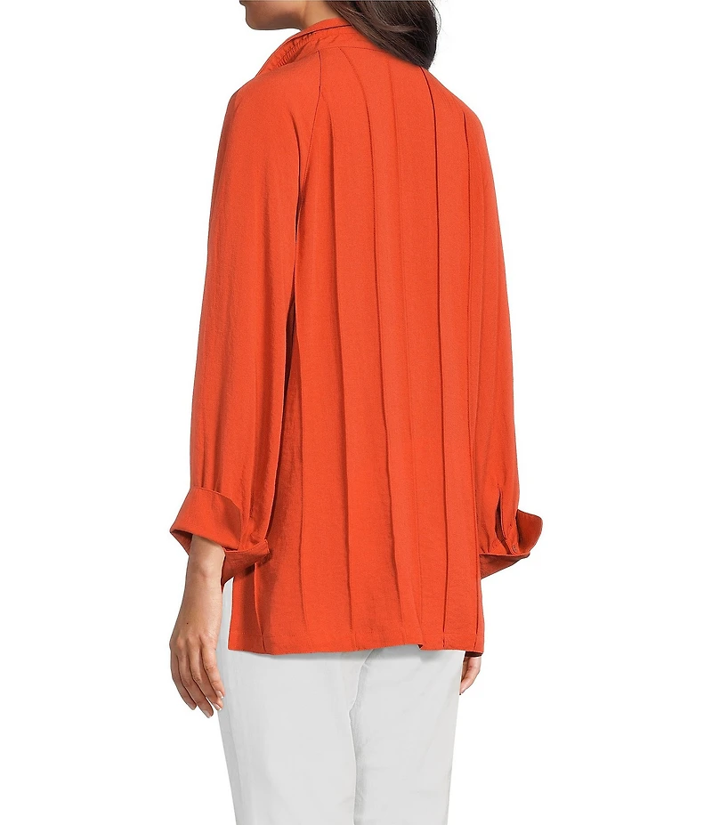 John Mark Petite Size Wire Collar Split V-Neck 3/4 Sleeve Pintuck Detail Top