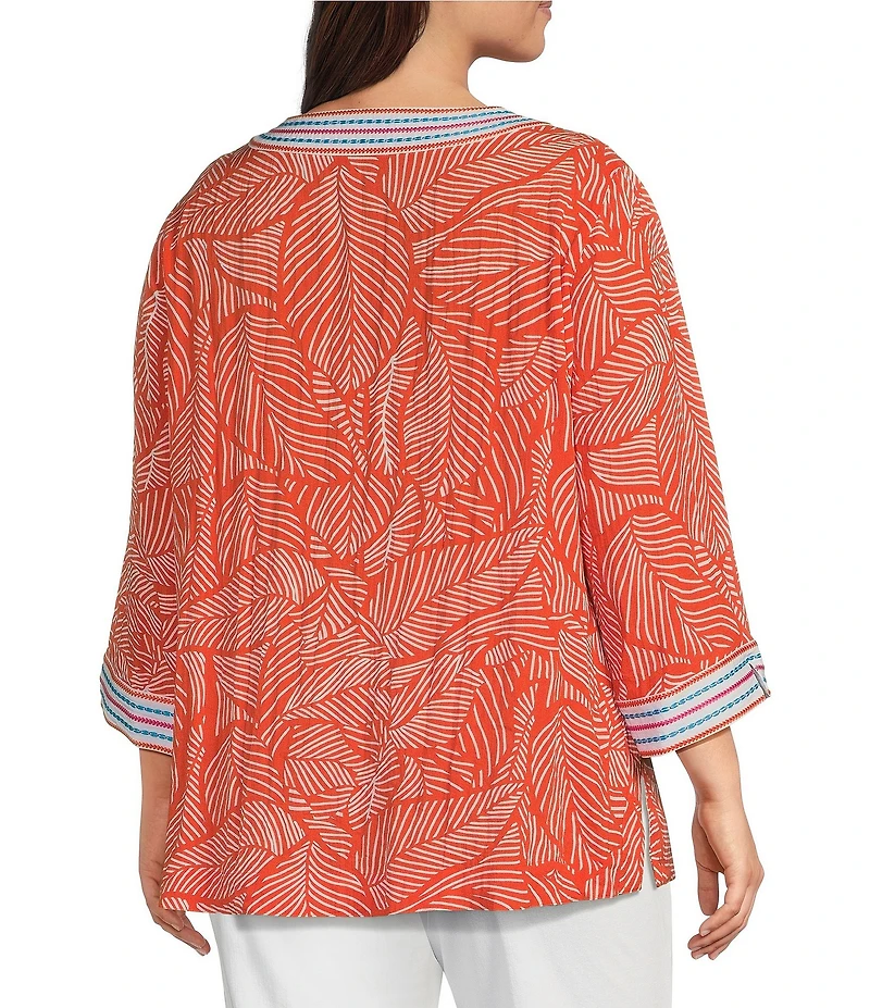 John Mark Plus Size Embroidered Allover Tropical Leaf Print Split V-Neck 3/4 Sleeve Tunic
