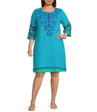 John Mark Plus Size Embroidered Floral Round Neck 3/4 Sleeves Shift Dress