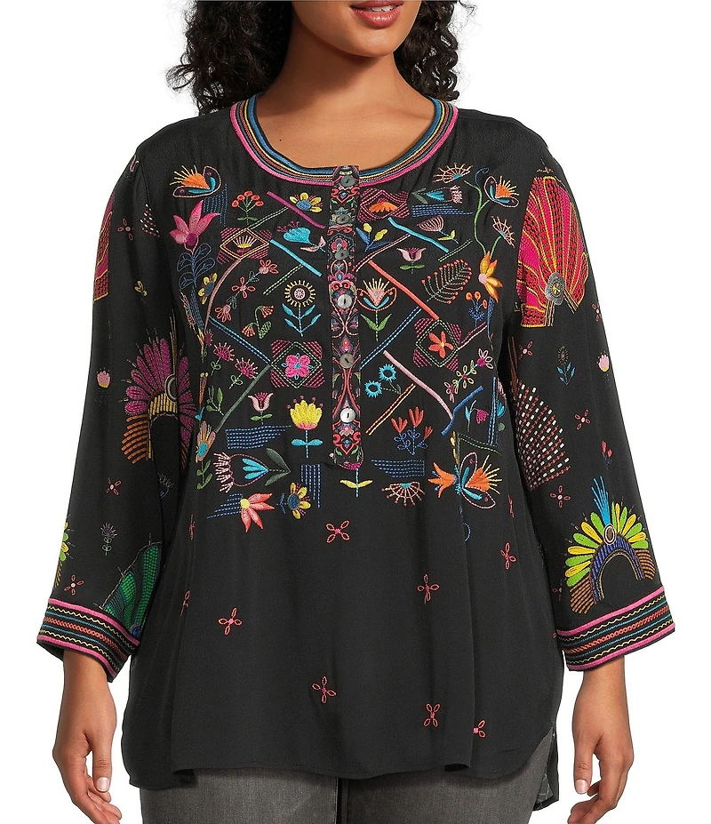 John Mark Plus Size Woven Embroidered Banded Collar 3/4 Cuffed Sleeve Hi-Low Hem Tunic