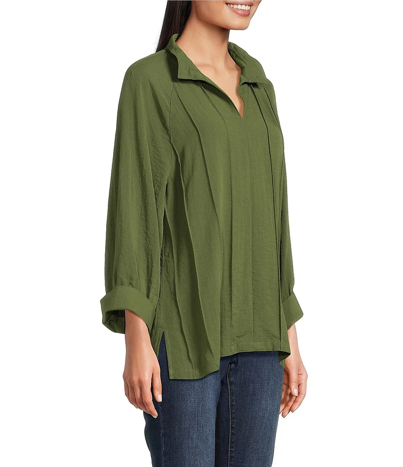 John Mark Wire Collar Split V-Neck 3/4 Sleeve Pintuck Detail Top