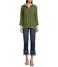 John Mark Wire Collar Split V-Neck 3/4 Sleeve Pintuck Detail Top