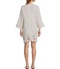 JOHNNY WAS Arva Floral Embroidered Linen Split V-Neck 3/4 Sleeve Scallop Edge Shift Dress