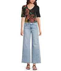 JOHNNY WAS The Janie Favorite Valley Of The Fleurs Floral Print Knit V-Neck Short Sleeve Tee