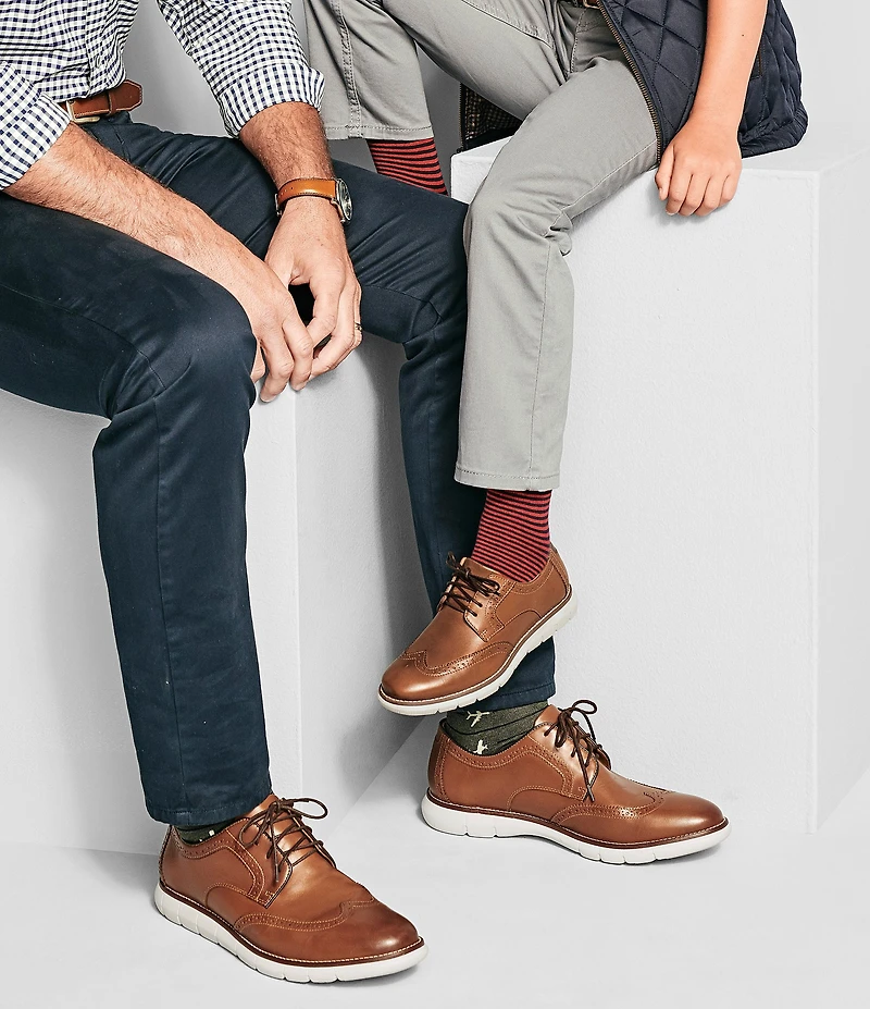 Johnston & Murphy Boys' Holden Leather Lace Up Wingtip Oxfords (Youth)