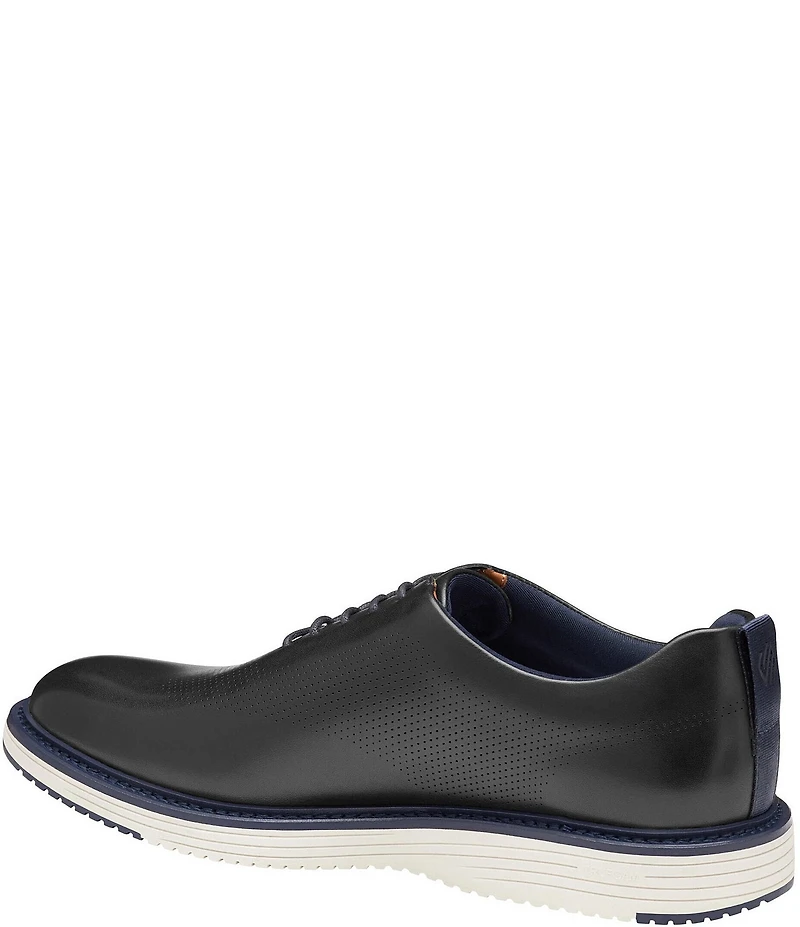 Johnston & Murphy Men's Upton One Piece Perforated Leather Plain Toe Oxfords
