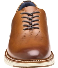 Johnston & Murphy Men's Upton One Piece Perforated Leather Plain Toe Oxfords