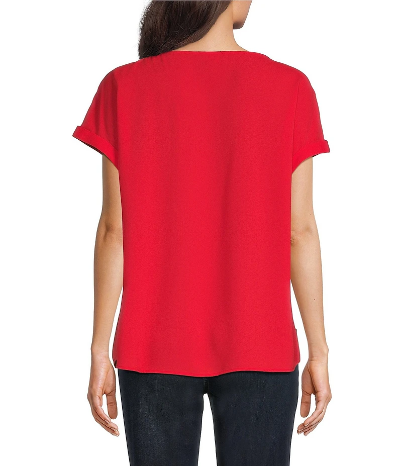 Jones New York Crepe Crew Neck Short Sleeve Side Button Detail Blouse