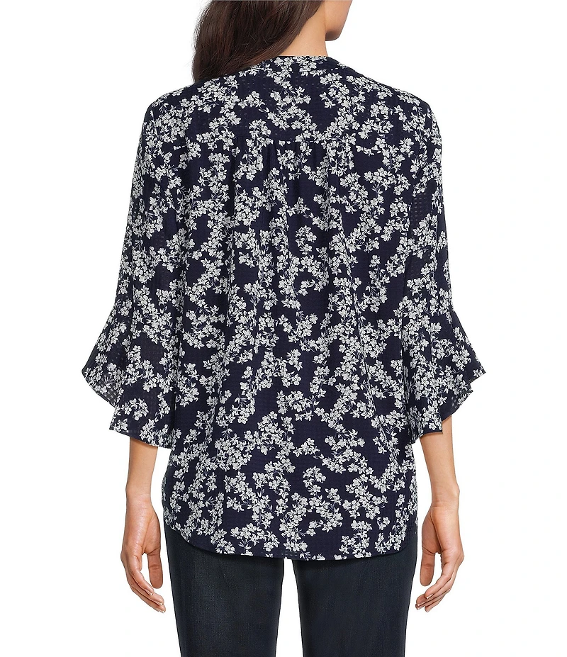 Jones New York Kelly Woven Printed V-Neck Long Flutter Sleeve Top