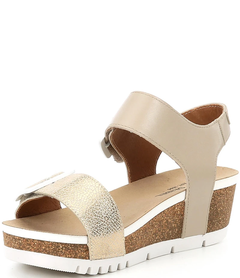 Josef Seibel Quinn02 Leather Buckle Detail Wedge Sandals