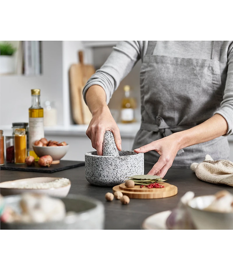 Joseph Joseph Dash™ Pestle & Mortar with Bamboo Lid