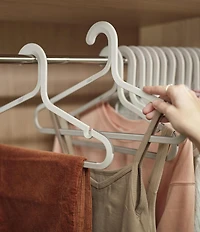 Joseph Joseph Orderly Anti-Tangle Clothes Hangers, 20 Pack