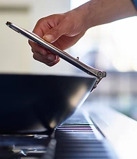 Joseph Joseph Space Folding Handle Ceramic Non-Stick Dark Blue 12.5#double; Wok