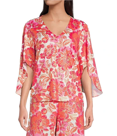 Jude Connally Daniella Coordinating Stretch Knit Peony Dream Print 3/4 Flutter Sleeve V-Neck Top