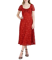 Julia Jordan Lace Short Puff Sleeve Midi Dress