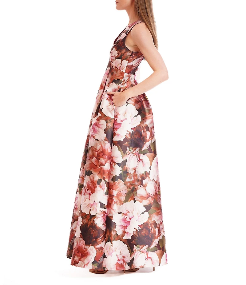 Julia Jordan Sleeveless Floral Mikado Print V-Neck A-Line Gown