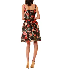 Julia Jordan Sleeveless Gown Scoop Neckline