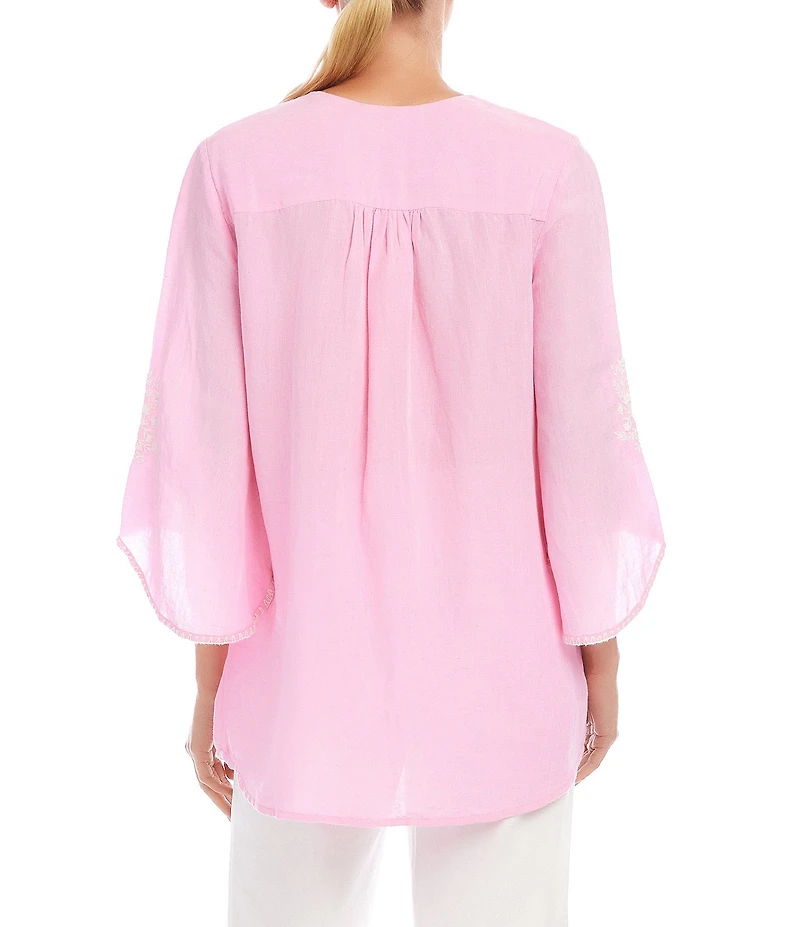 Karen Kane Linen Blend Embroidered V-Neck Flared Bracelet Length Sleeve Asymmetric Hem Top