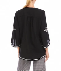 Karen Kane Linen Blend Intricate Contrast Embroidered Asymmetric Top