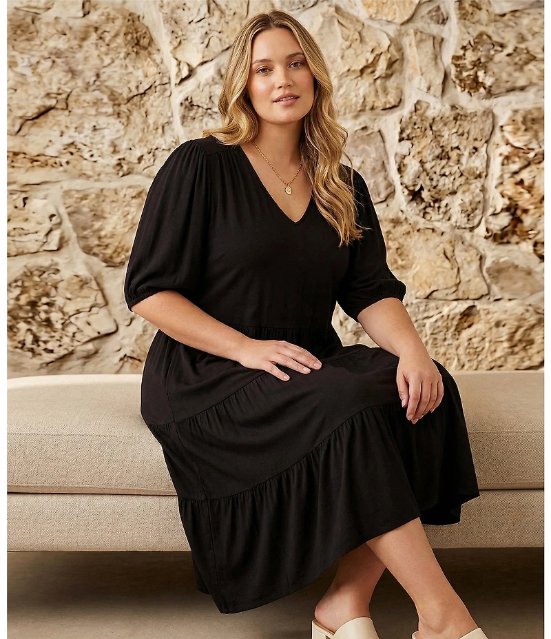 Karen Kane Plus Size V-Neck Short Sleeve A-Line Dress