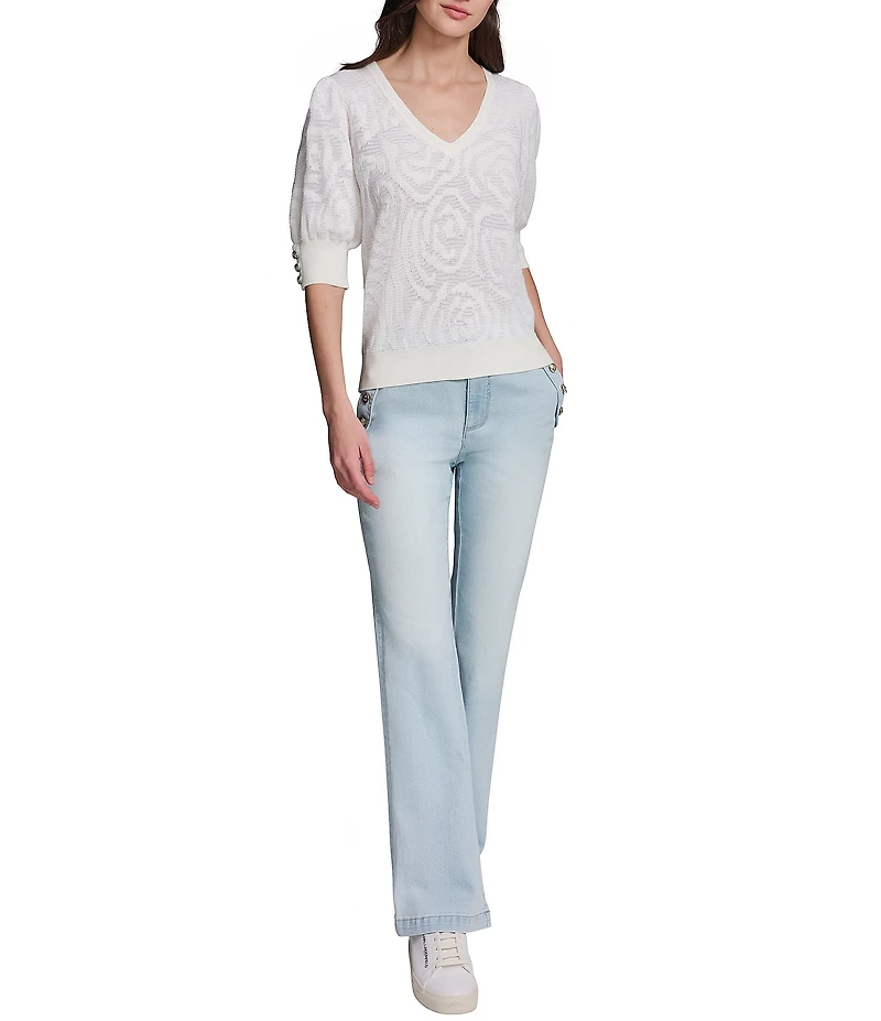 KARL LAGERFELD PARIS Knit Print V-Neck Short Sleeve Top