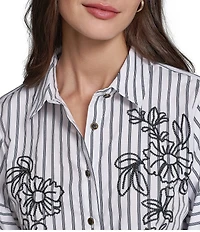 KARL LAGERFELD PARIS Poplin Stripe Floral Embroidery Point Collar 3/4 Sleeve Shirt