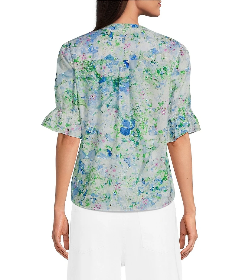 KARL LAGERFELD PARIS Print Woven Satin Split V-Neck Short Sleeve Top