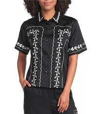 KARL LAGERFELD PARIS Woven Silky Crepe Point Collar Short Sleeve Belted Shirt