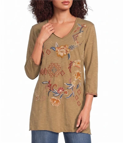 Karyn Seo Knit Geometric Floral Embroidered V-Neck 3/4 Sleeve Top