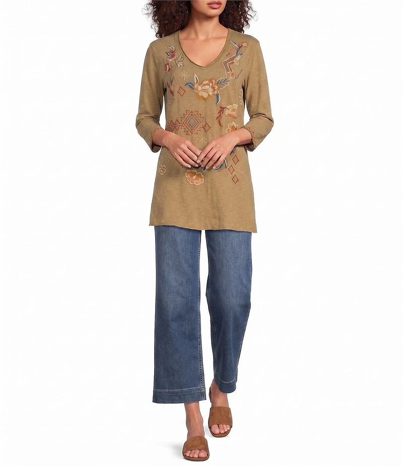 Karyn Seo Knit Geometric Floral Embroidered V-Neck 3/4 Sleeve Top
