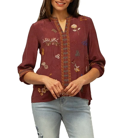 Karyn Seo Rae Doodle Embroidered Notch V-Neck 3/4 Sleeve Blouse