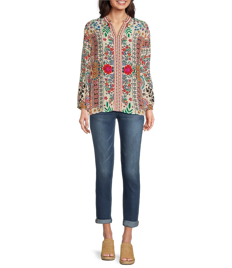 Karyn Seo Ziggy Floral Embroidered Notch V-Neck 3/4 Sleeve Blouse