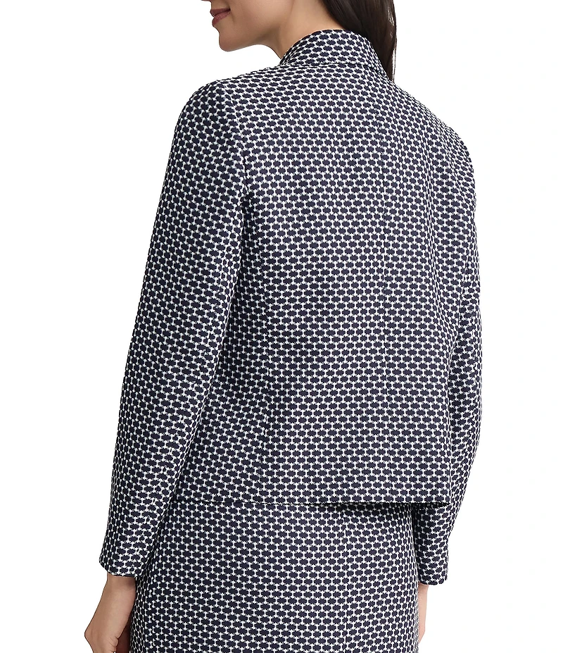 Kasper Peak Lapel Cropped Jacquard Jacket