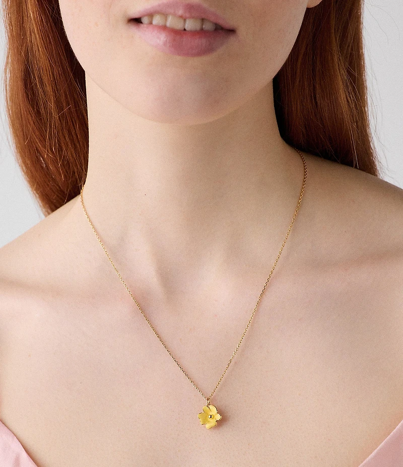kate spade new york Golden Bloom Flower Short Pendant Necklace