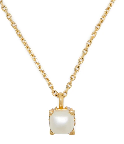 kate spade new york Little Luxuries Pearl Short Pendant Necklace
