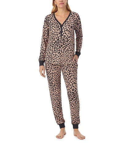 kate spade new york Long Sleeve V-Neck Henley Sweater Knit Animal Print Jogger Pajama Set