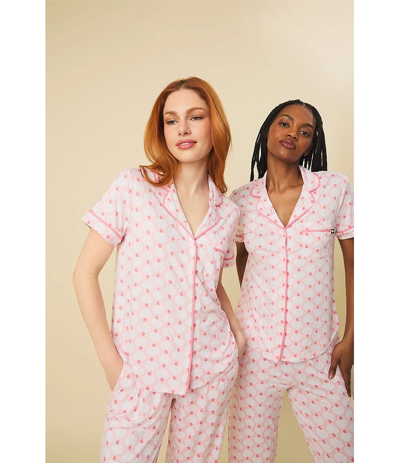 kate spade new york Pearl Shells Print Short Sleeve Notch Collar Brushed Jersey Knit Cropped Pajama Set