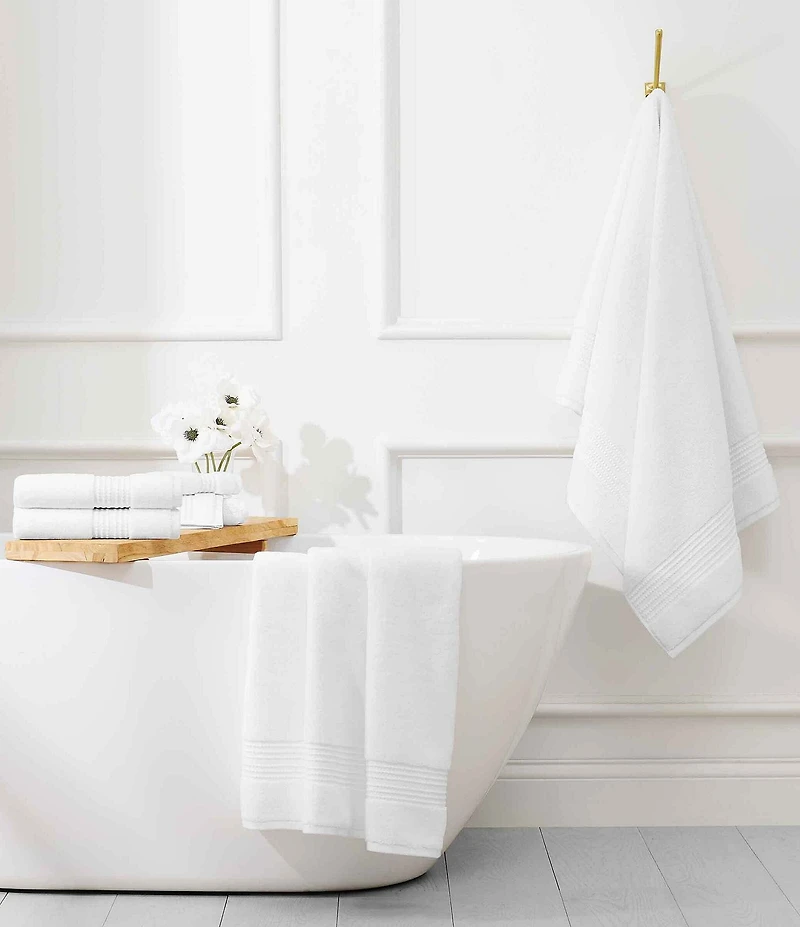 kate spade new york Solid Dot Dobby Zero Twist Cotton Bath Towels
