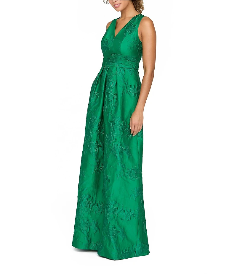 Kay Unger Mariah Textured Floral Jacquard V-Neck Sleeveless A-Line Gown